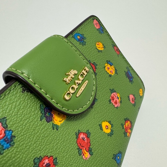 COACH Green Floral Snap Wallet
